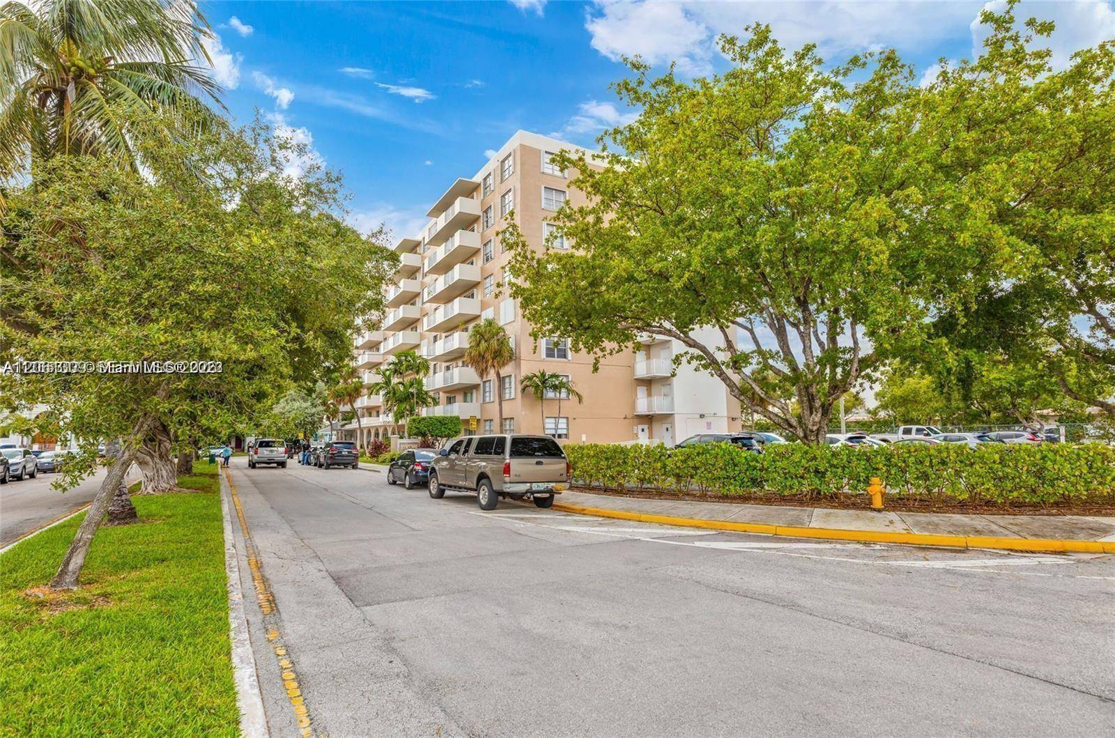 1455 N Treasure DrNorth Bay Village - ISLAND PLACE AT NORTH BAY condo unit PH-H - picture