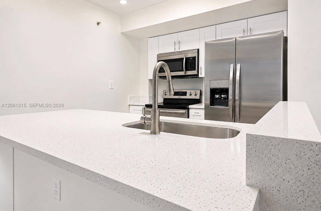 102 SW 6th AveMiami - THE CITADEL CONDO condo unit 507 - picture