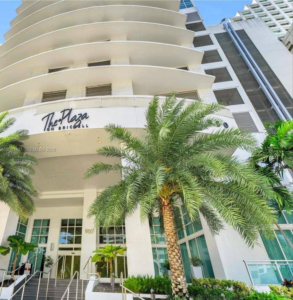 950 Brickell Bay DrMiami - THE PLAZA 851 BRICKELL CO condo unit 2406 - picture