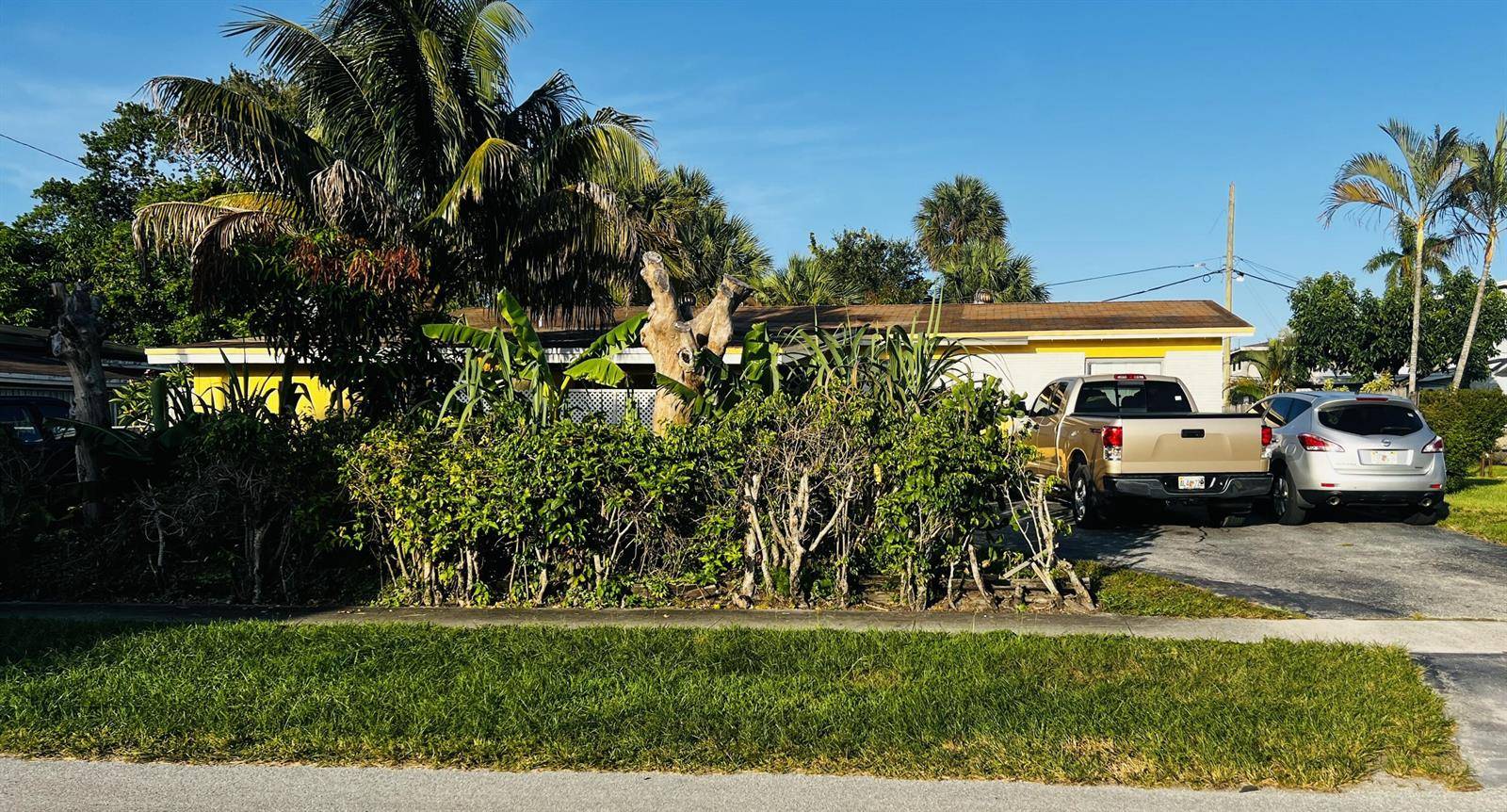 1270 NW 54THLauderhill - picture