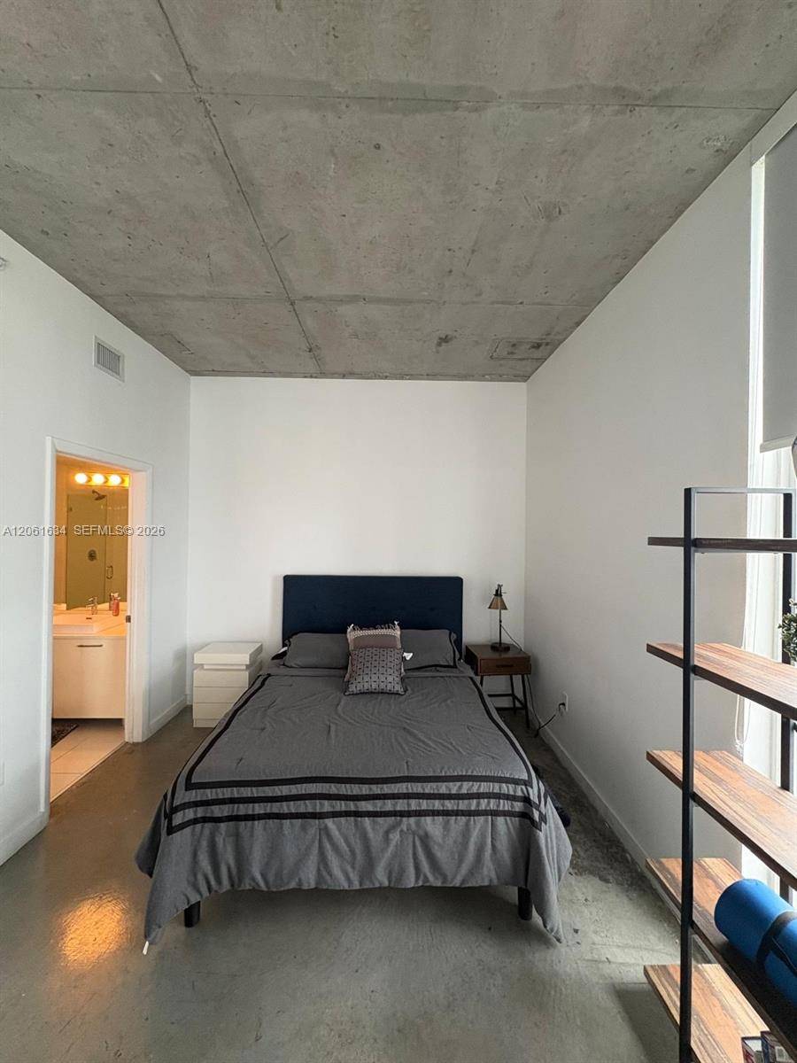 151 SE 1st StMiami - CENTRO CONDO condo unit 3404 - picture