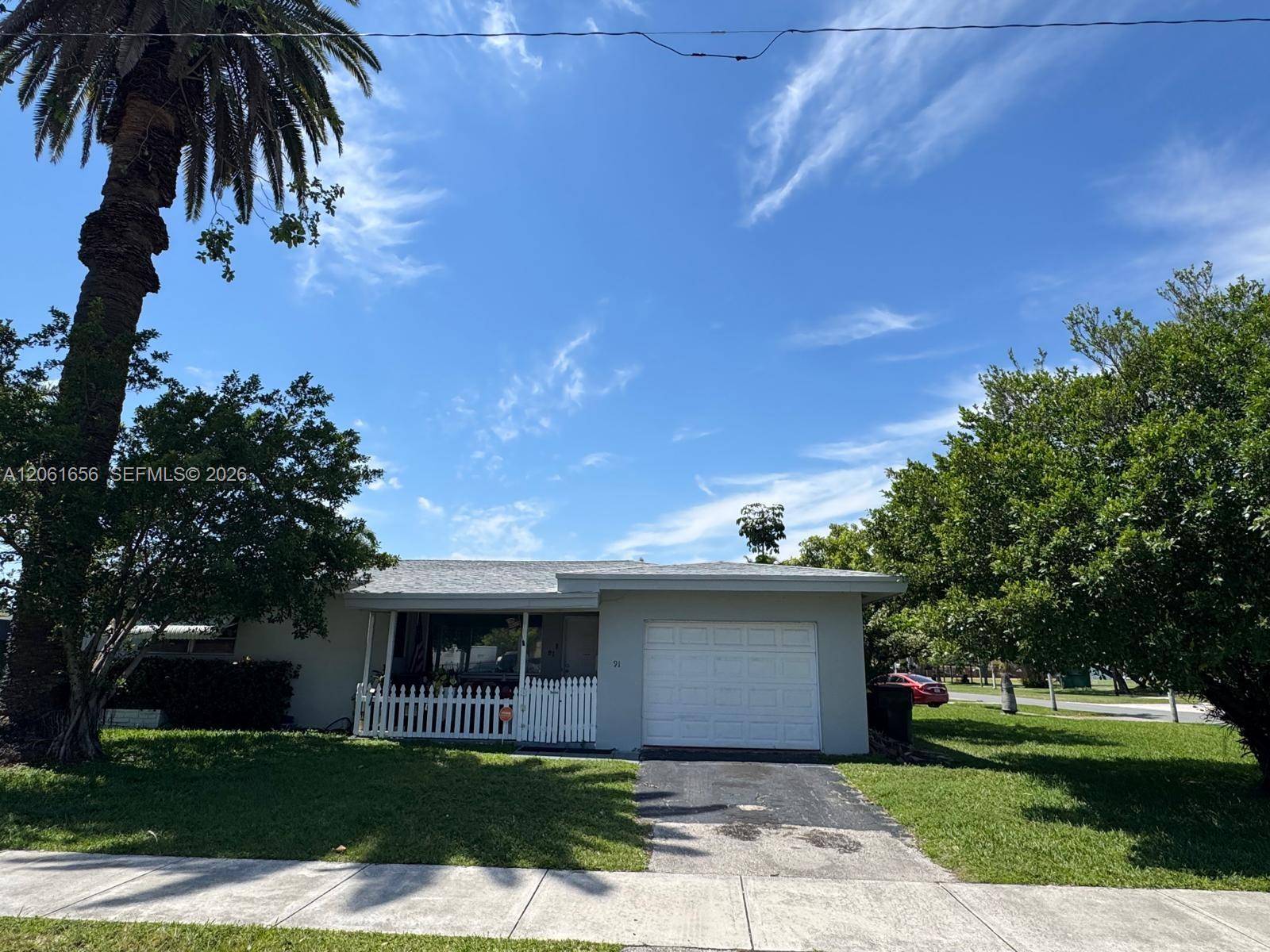 91 Fronton BlvdDania Beach - picture