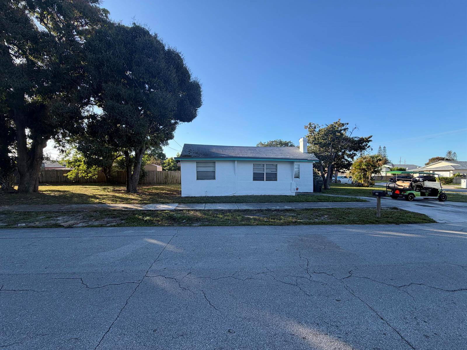 520 NW 3RDDelray Beach - picture
