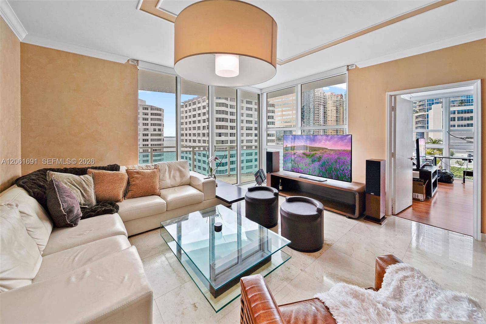 950 Brickell Bay DrMiami - THE PLAZA 851 BRICKELL CO condo unit 1211 - picture