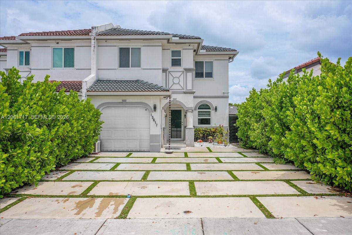 13617 SW 264th TerHomestead - picture