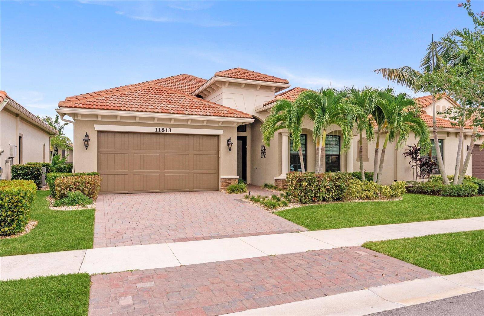 11813 FortressParkland - picture