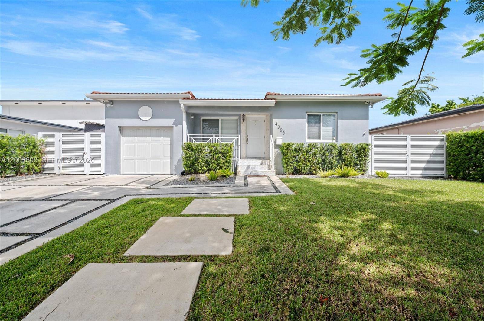 4355 SW 2nd StMiami - picture
