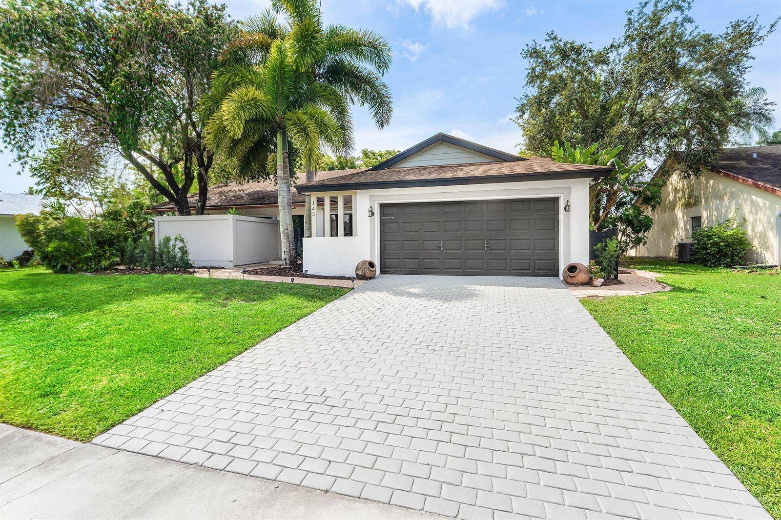 143 MiramarRoyal Palm Beach - picture