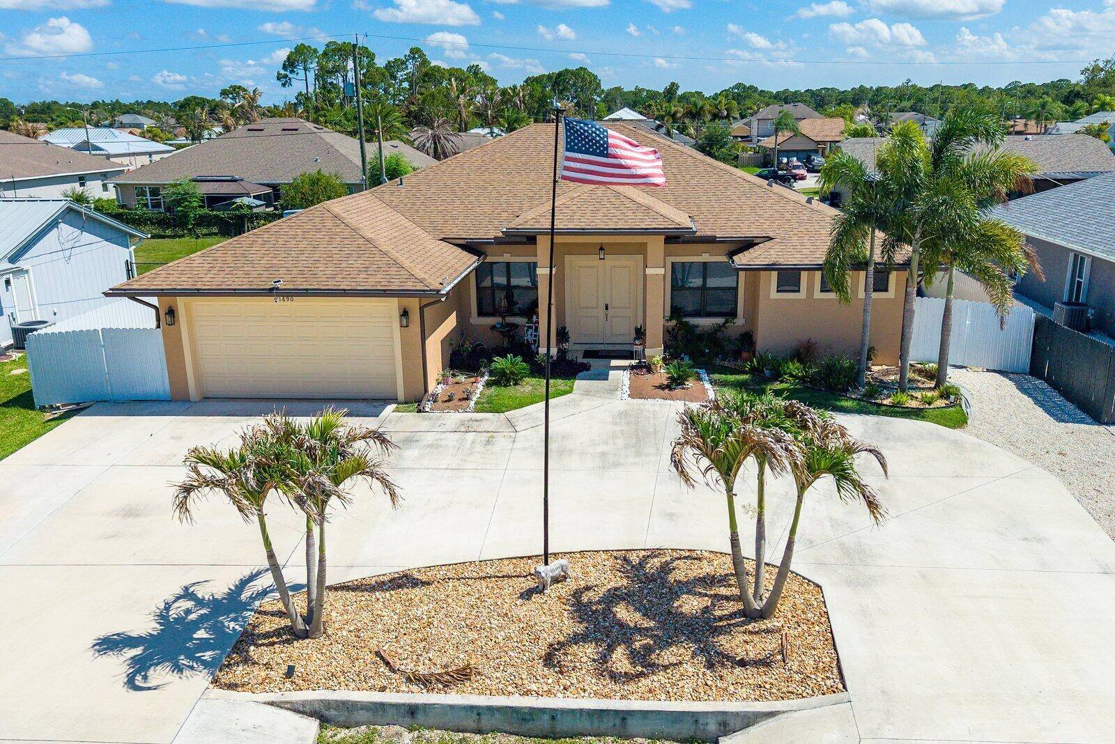 1890 SW PenrosePort St. Lucie - picture