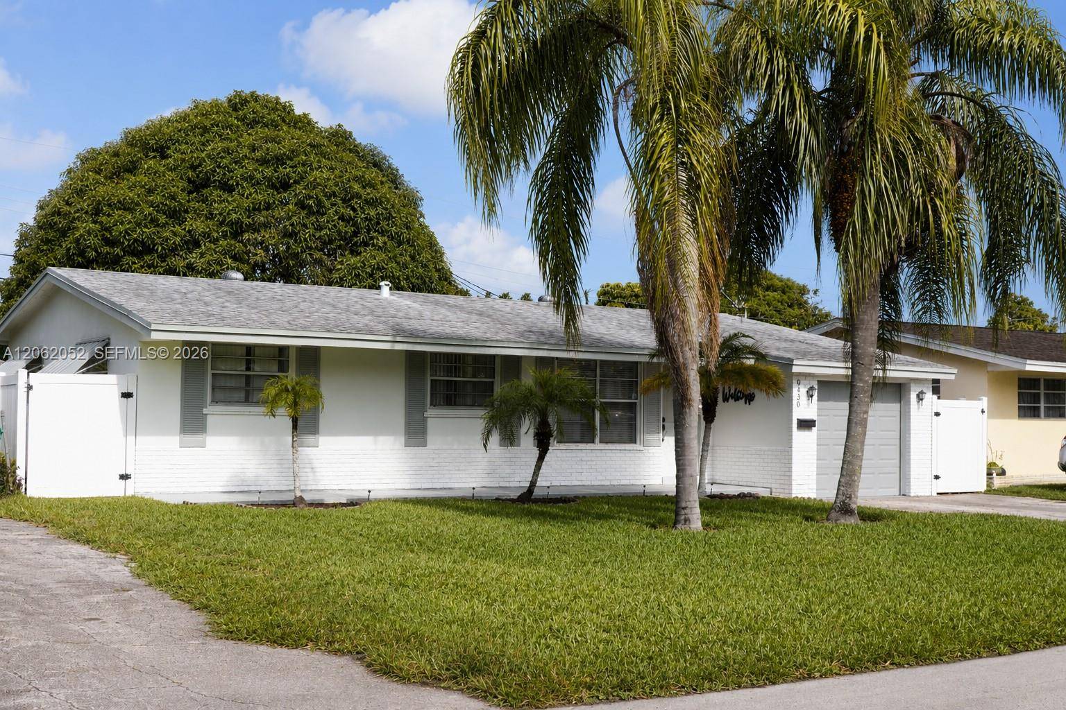 2430 Sabal Palm DrMiramar - picture