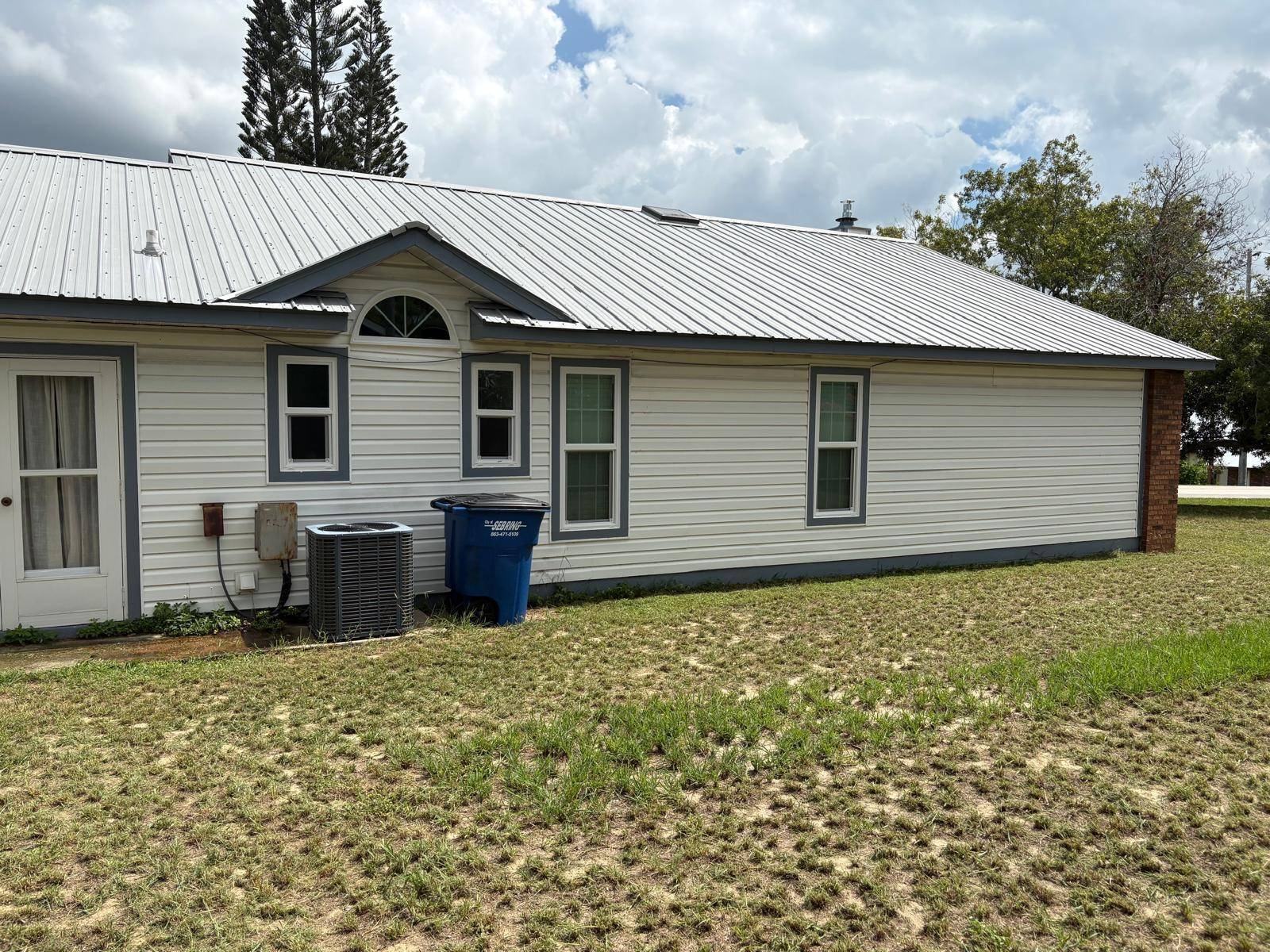 1823 ROBERTASebring - picture