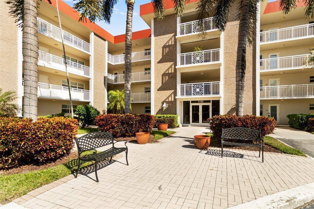 3100 NE 48thLighthouse Point - NO 3 PALM-AIRE AT CORAL KE,Palm Air Coral Key condo unit 413 - picture