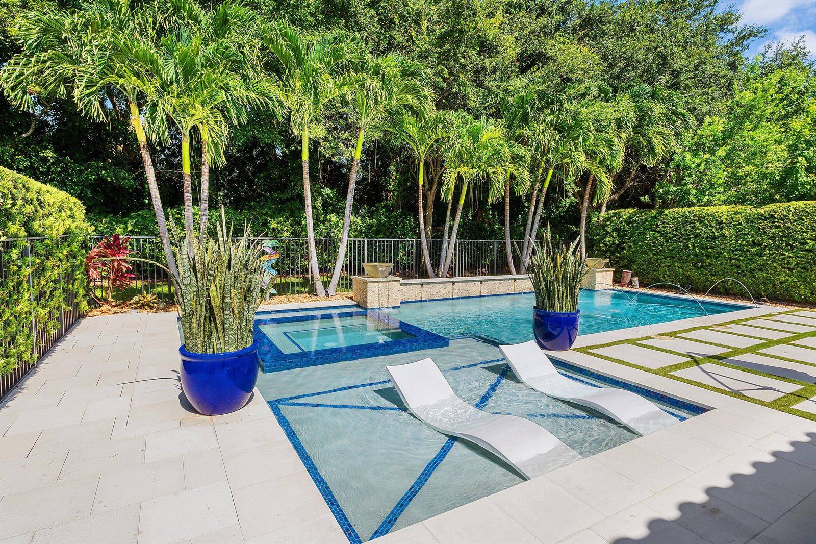 7877 PatriotLake Worth - picture