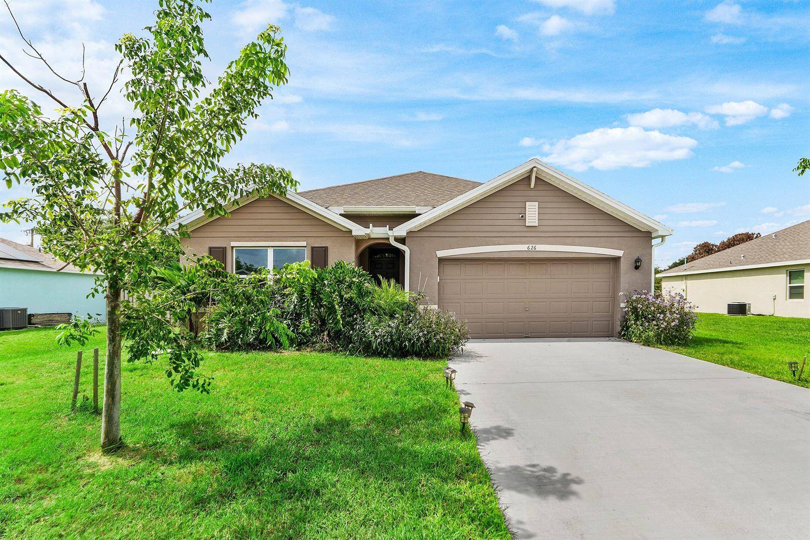 626 SW ESTERPort St. Lucie - picture