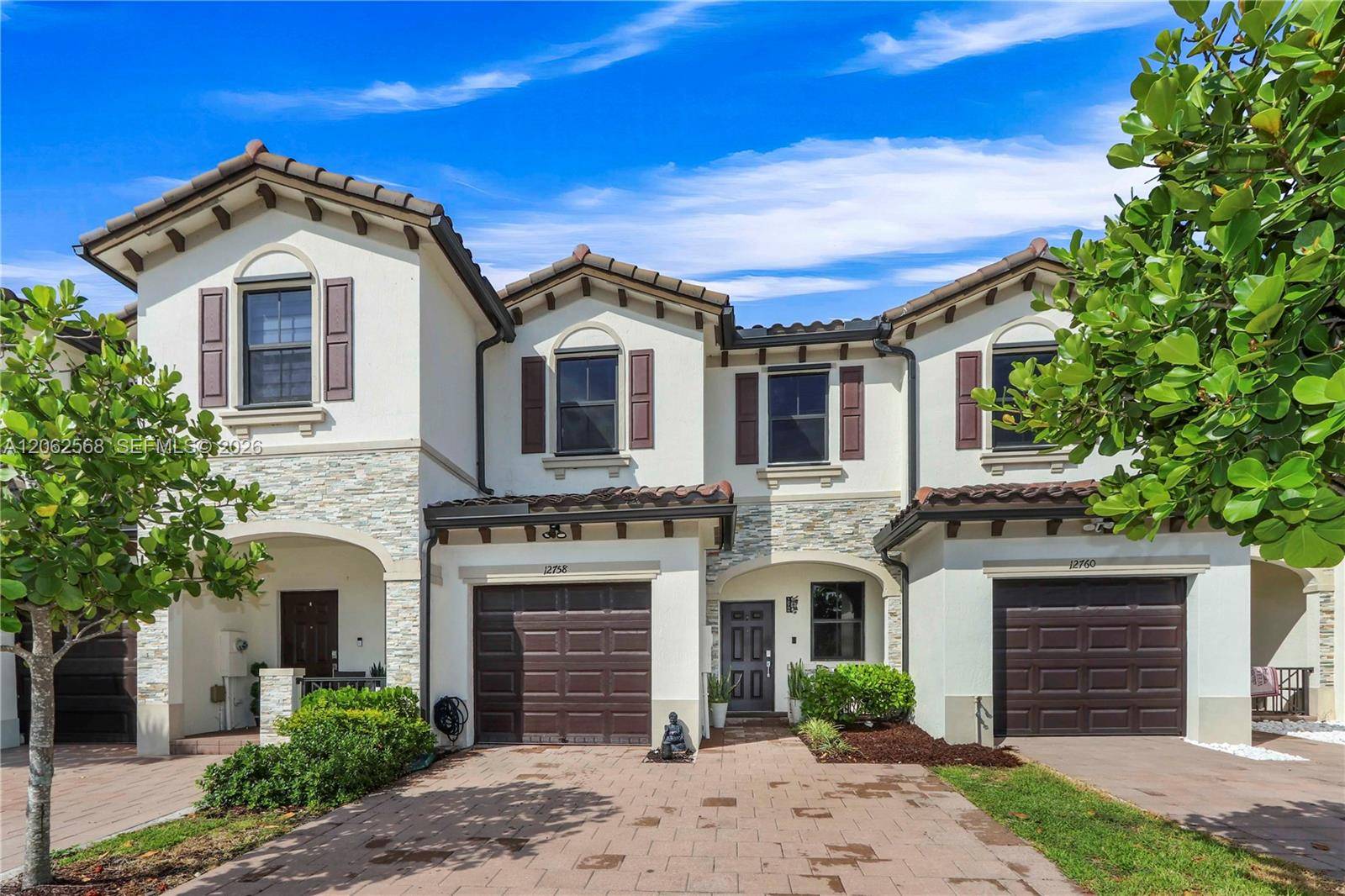 12758 SW 230th StMiami - picture