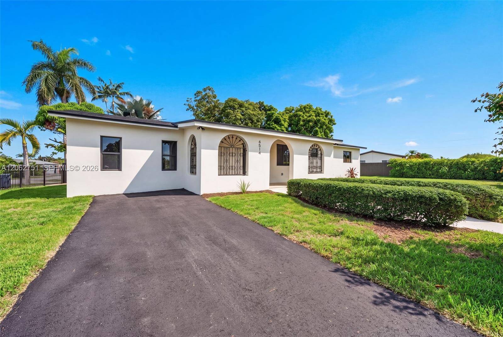 6514 SW 107th PlMiami - picture