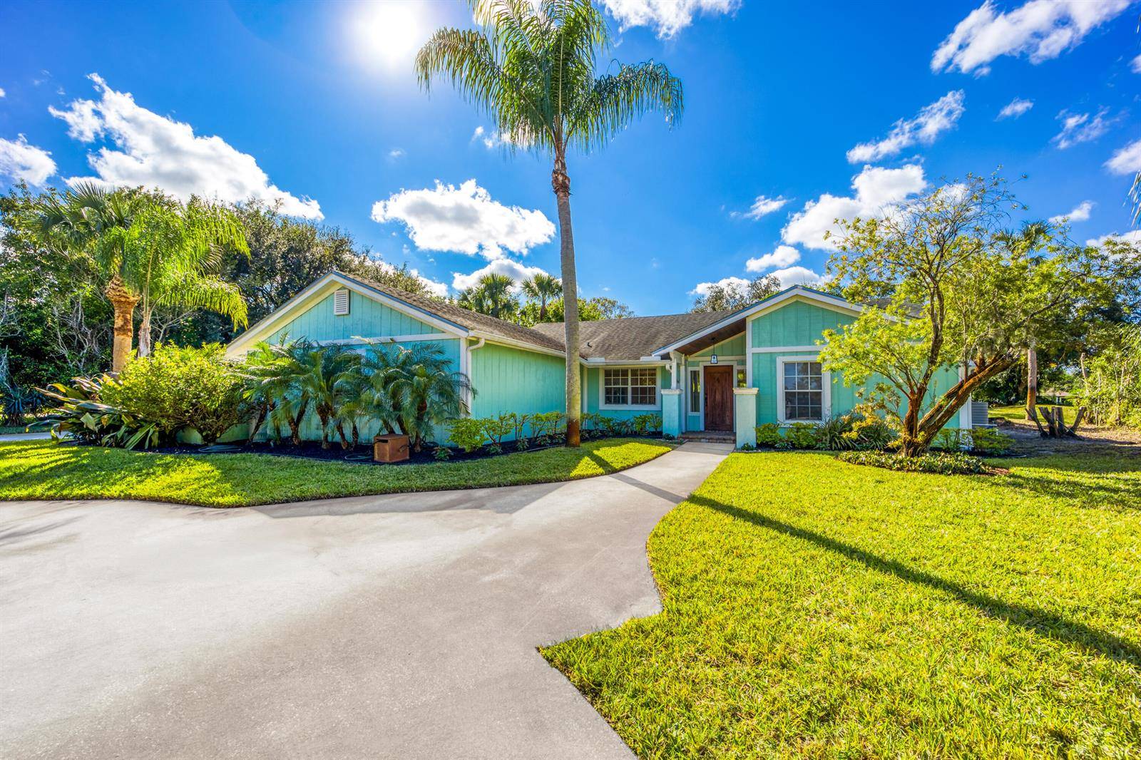 2232 SW RACQUET CLUBPalm City - picture