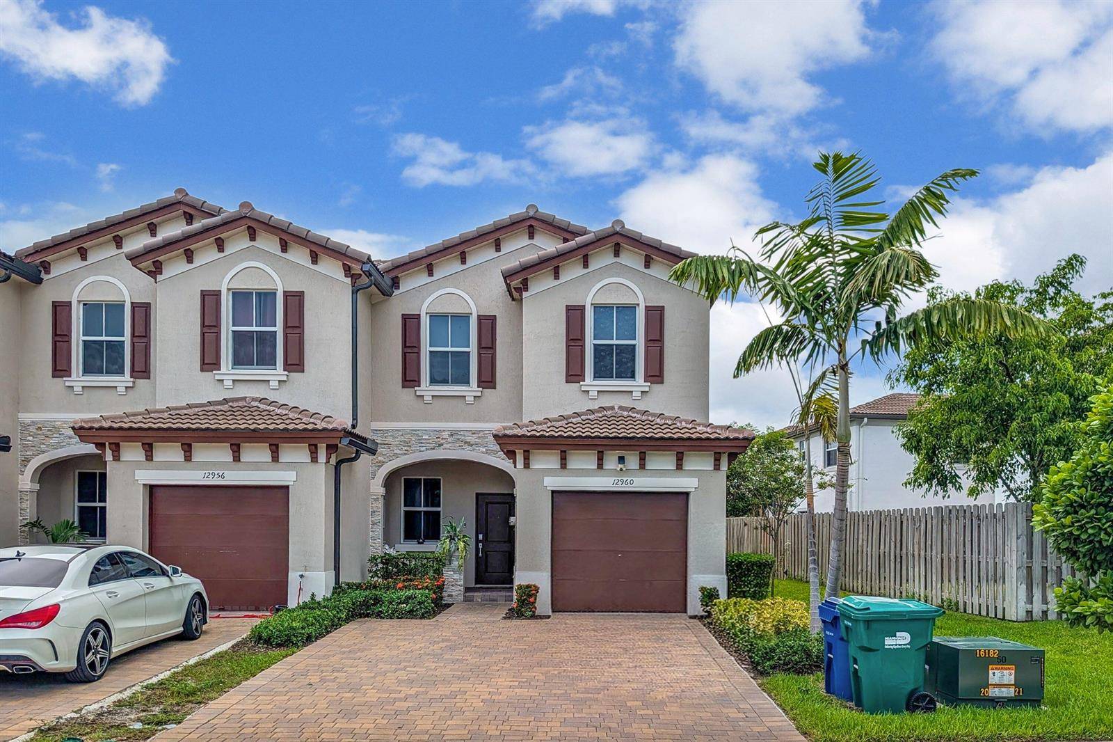 12960 NW 22NDMiami - picture