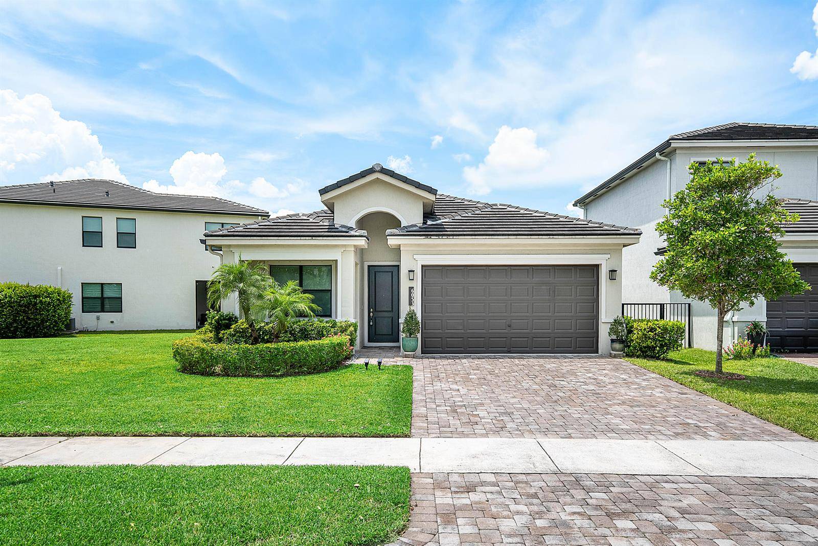 6053 OceanaireLake Worth - picture