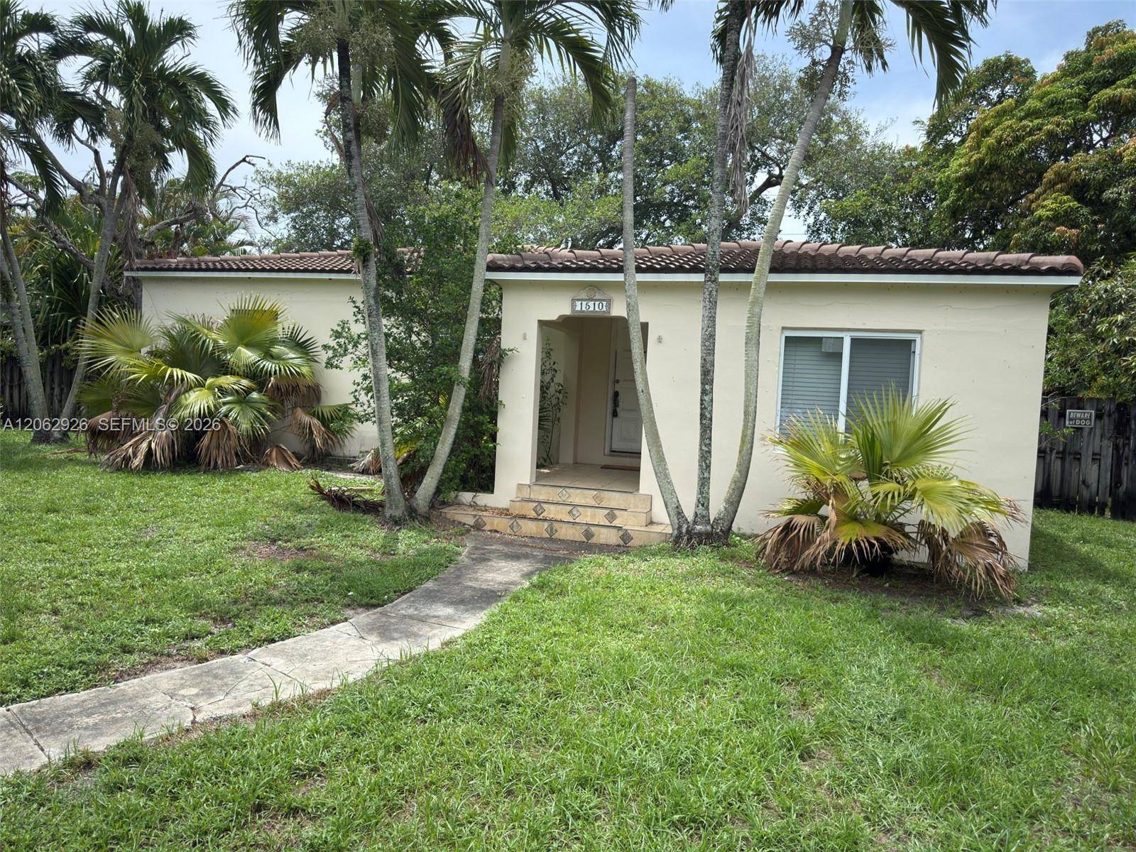 1510 Dewey StHollywood - picture