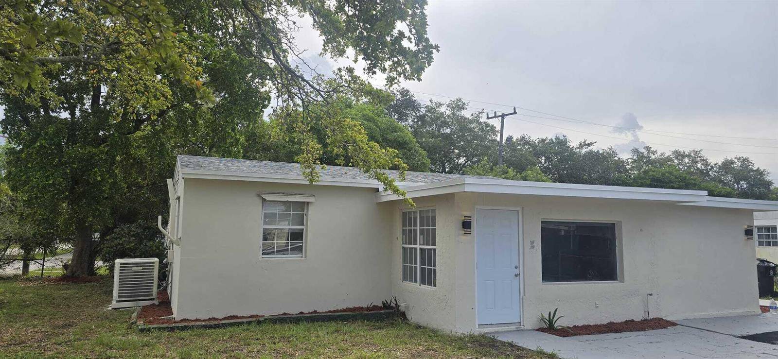 1101 NW 23RDFort Lauderdale - picture