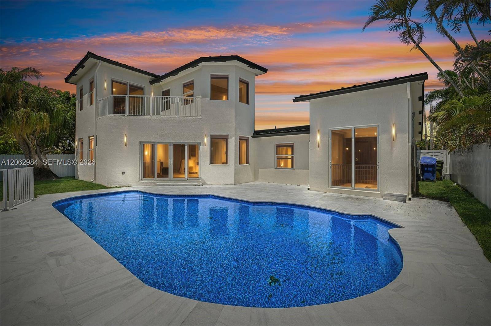 2001 SW 23rd AveFort Lauderdale - picture