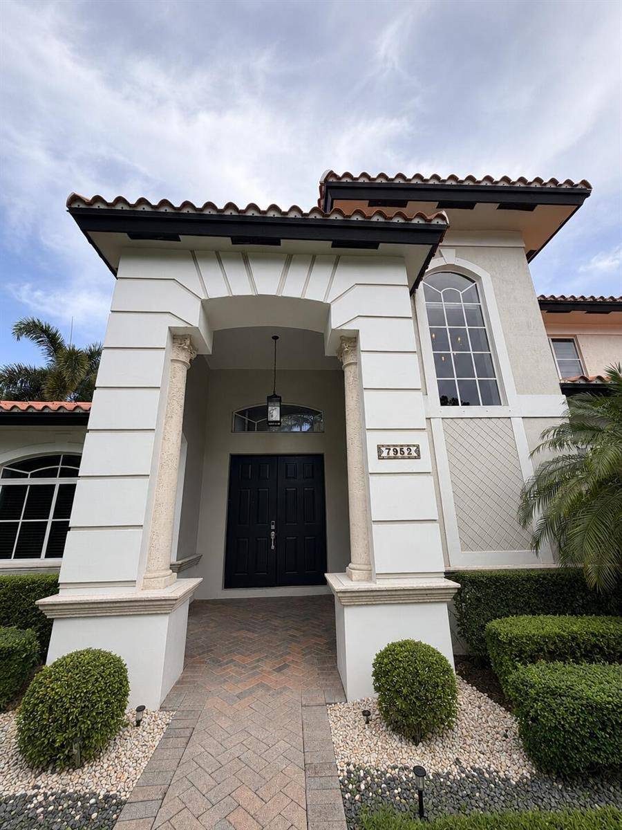 7952 NW 161STMiami Lakes - picture
