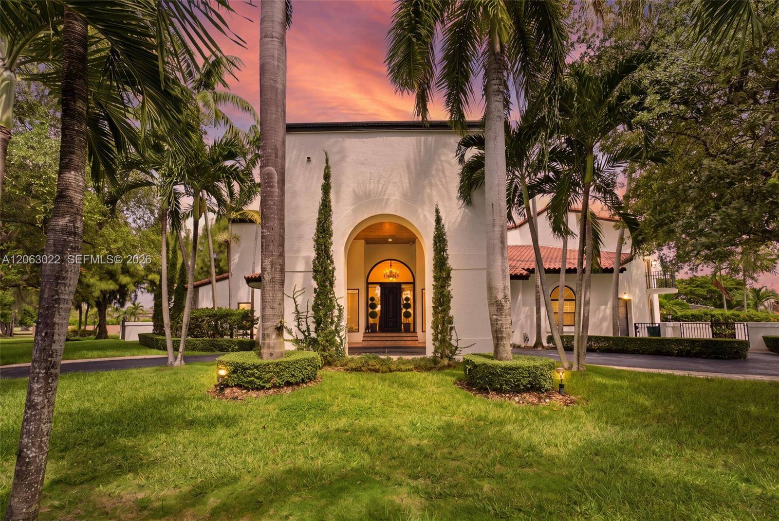 8215 Grand Canal DrMiami - picture