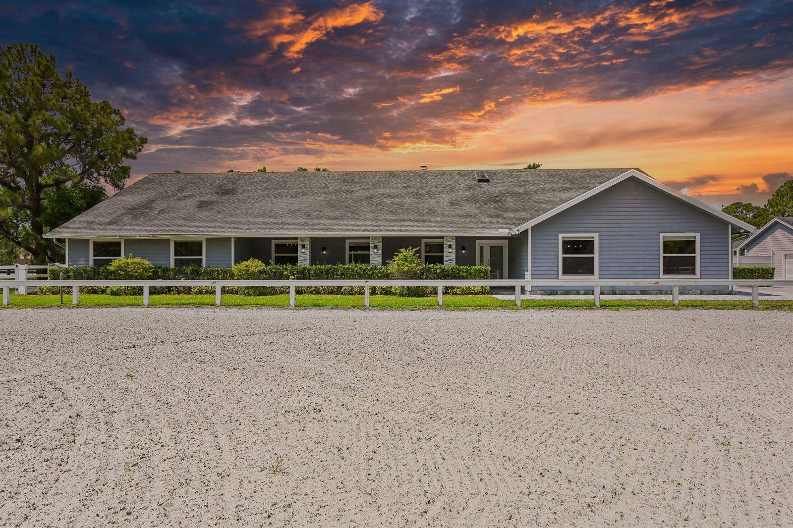 1401 PelhamWellington - picture