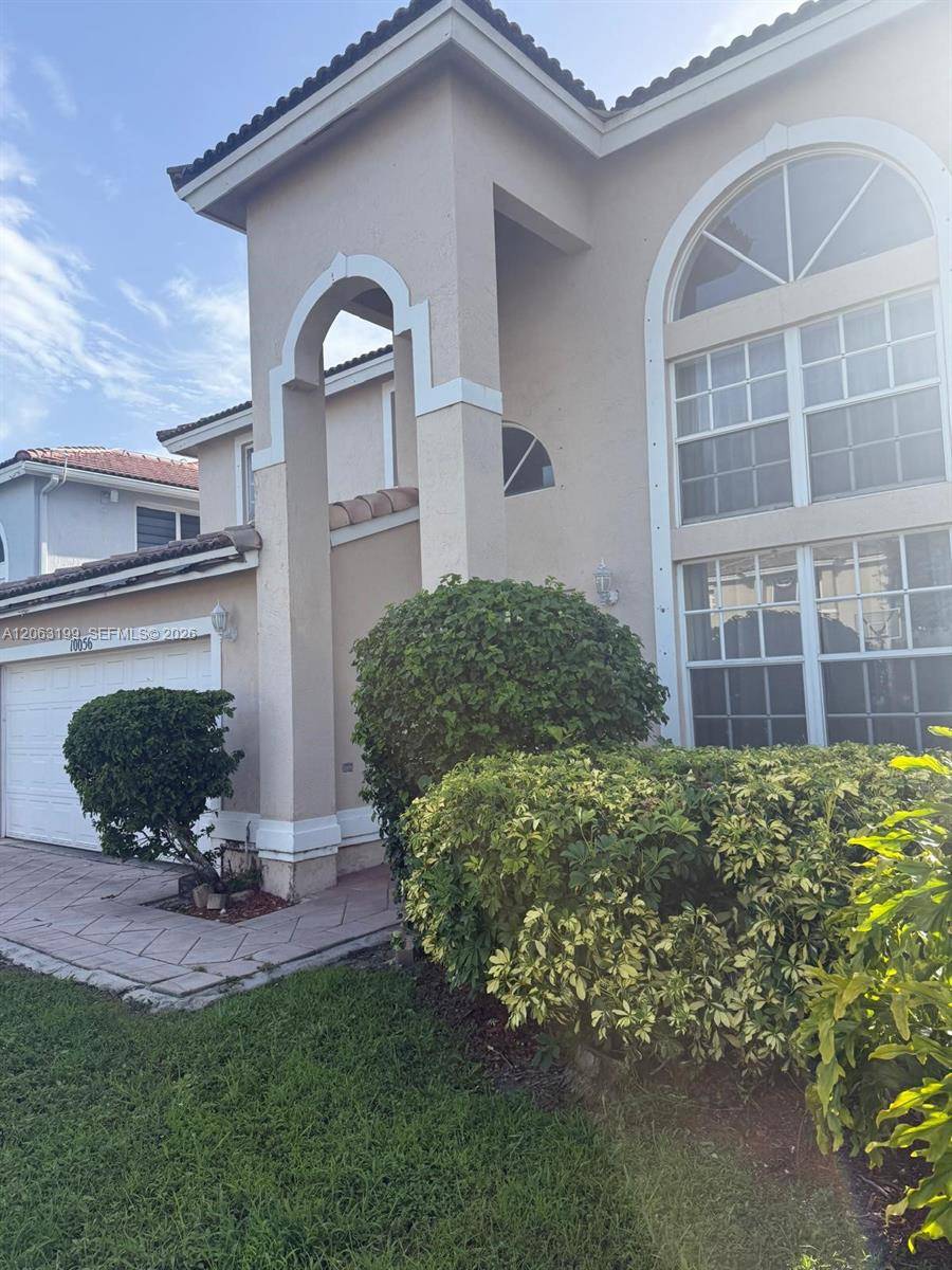 10056 SW 165th CtMiami - picture