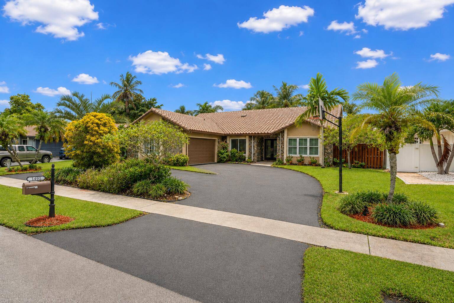 1491 NW 99THPlantation - picture