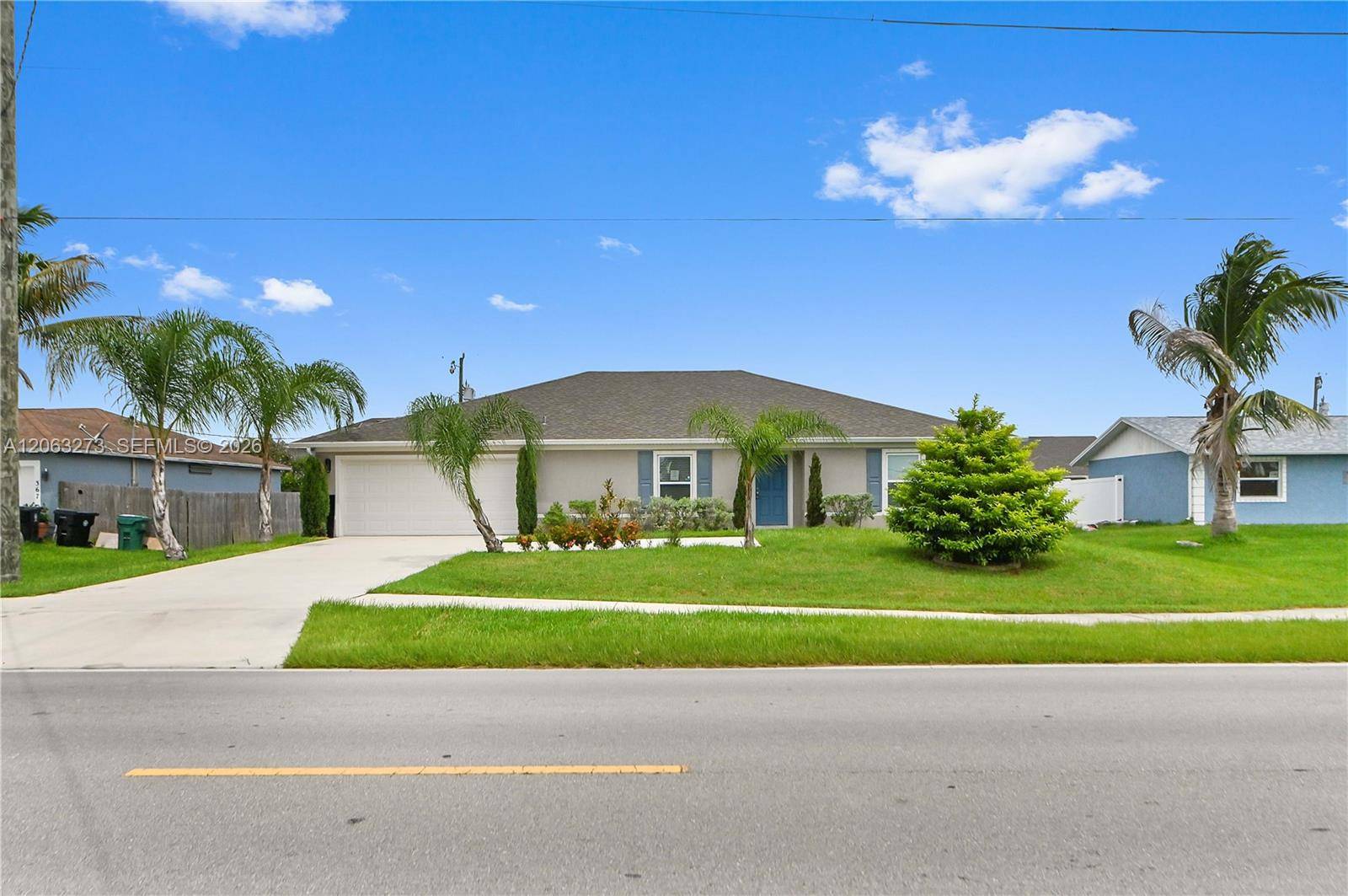 361 SW Thornhill DrPort St. Lucie - picture