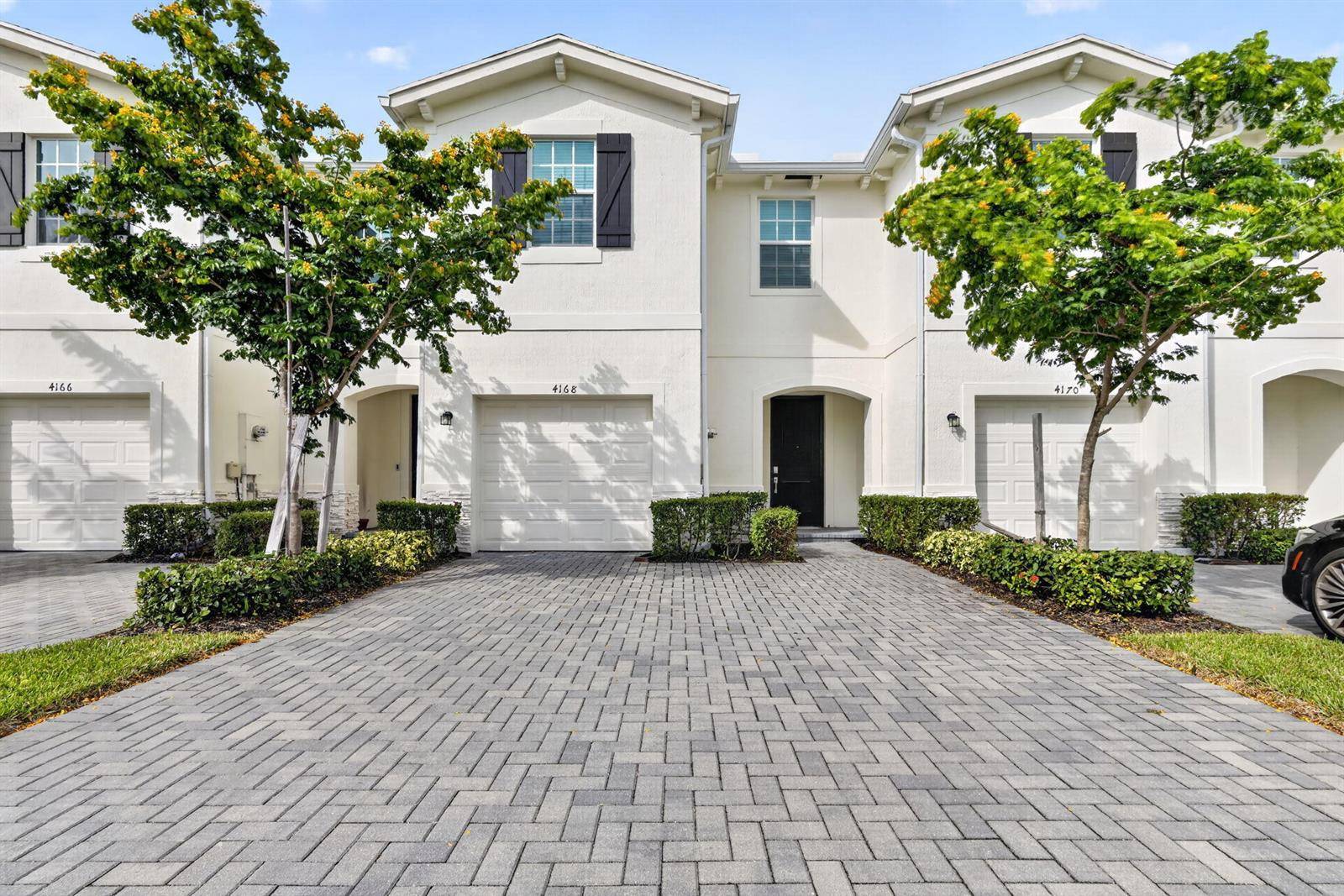 4168 Lagoon ShoreLake Worth - picture