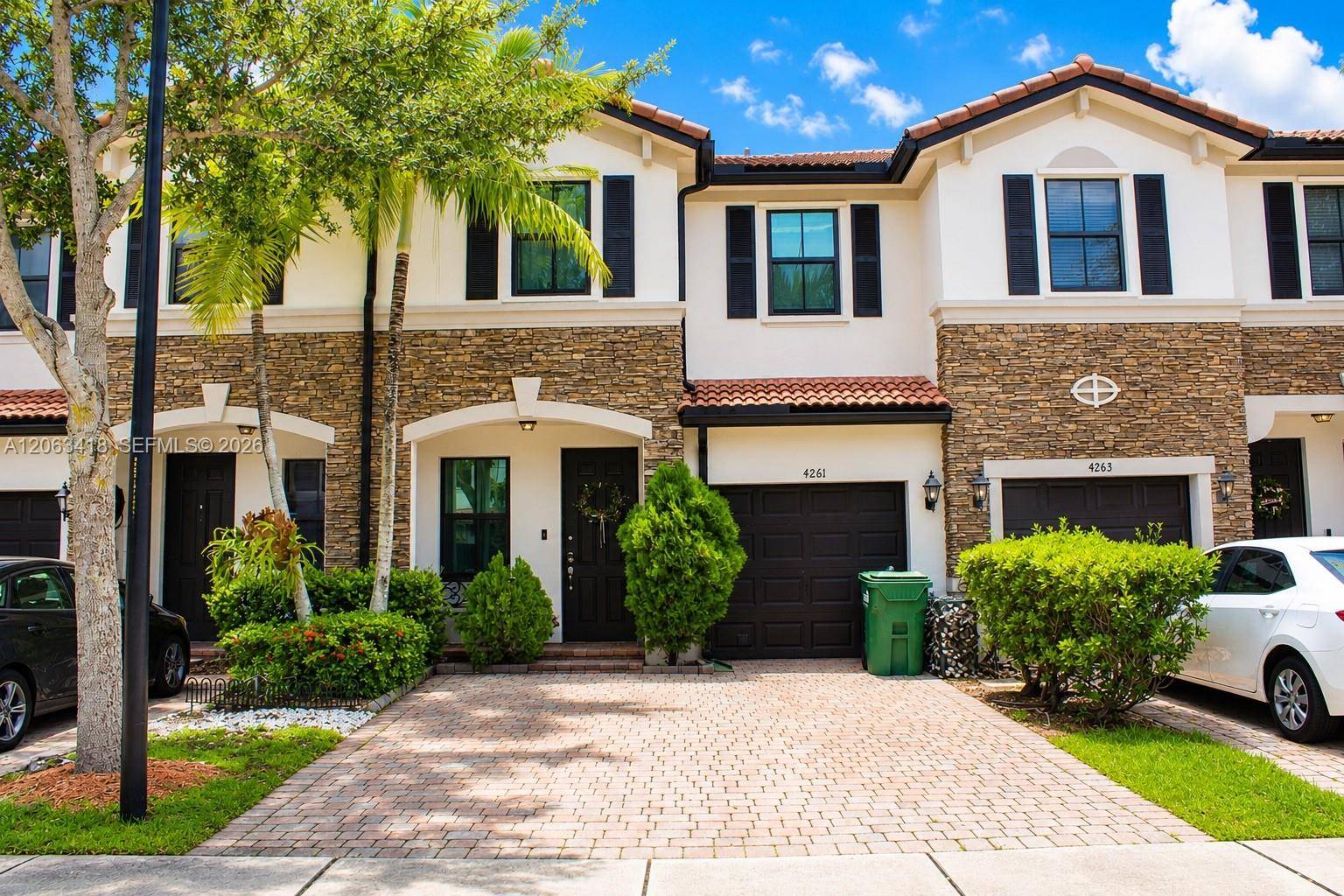 4261 SW 164th CtMiami - picture