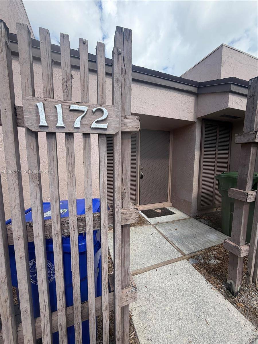 1172 NW 122nd TerPembroke Pines - picture