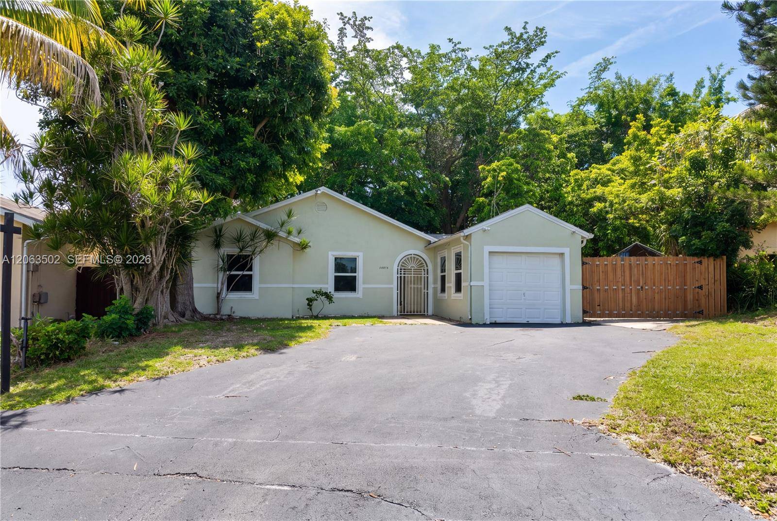 25039 SW 127th PlHomestead - picture