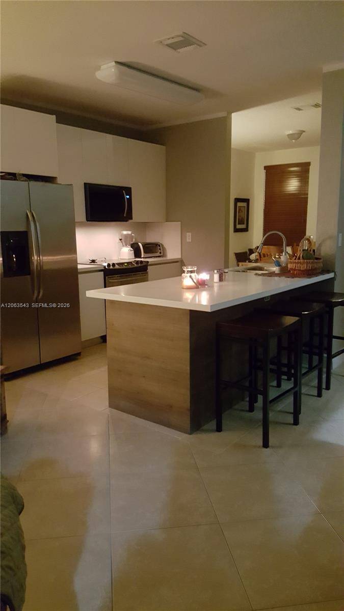 15375 SW 9th WayMiami - picture