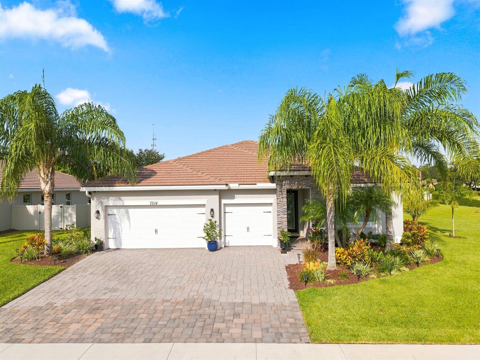 7314 SW KANTNERStuart - picture
