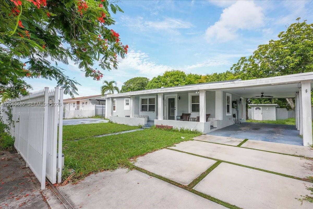 20340 NW 42nd AveMiami Gardens - picture