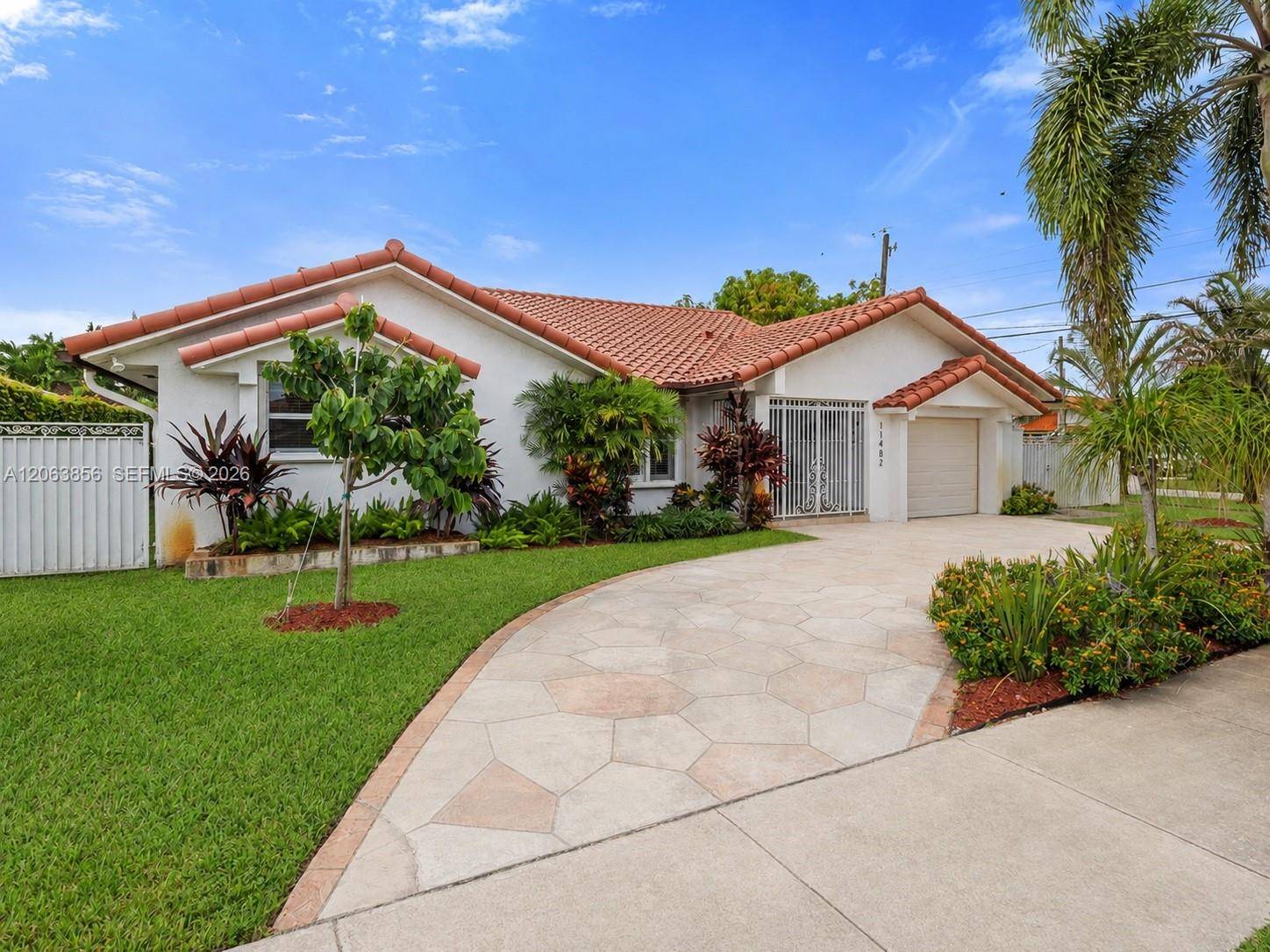 11482 SW 28th TerMiami - picture