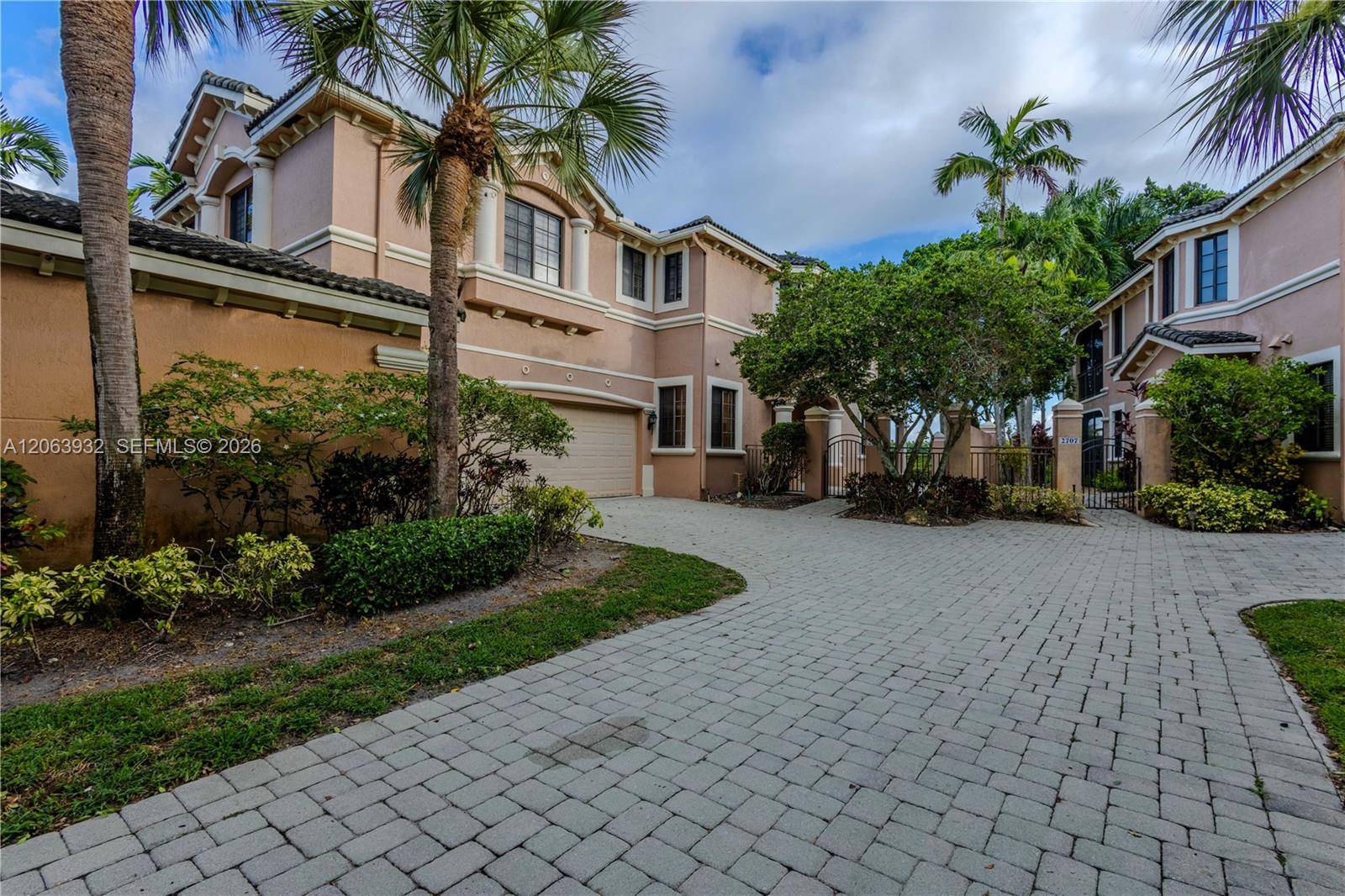 2703 Center Ct DrWeston - COURTSIDE AT WESTON HILLS condo unit 1-14 - picture