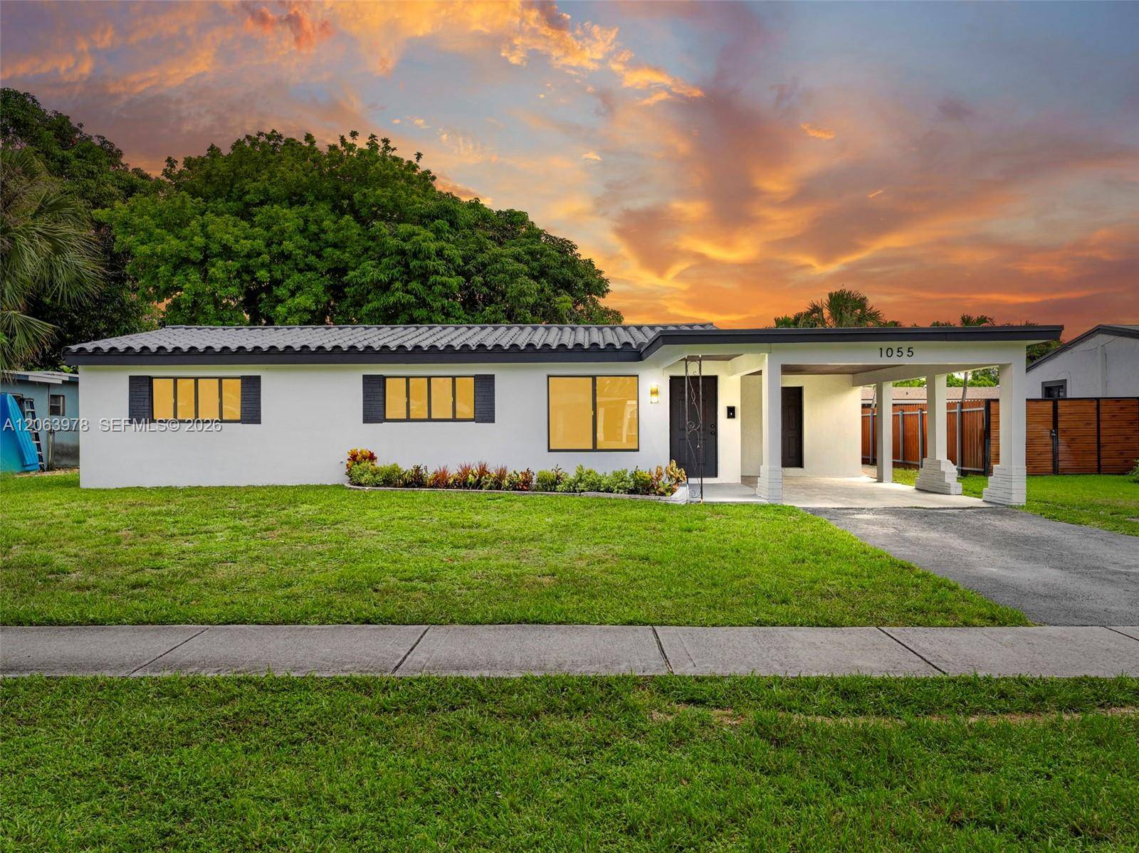 1055 Wyoming AveFort Lauderdale - picture
