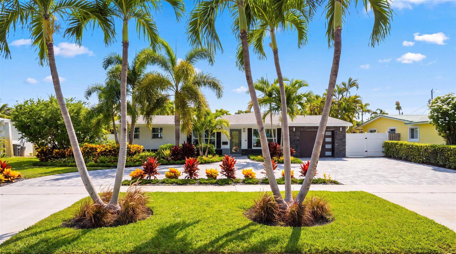 765 LagoonNorth Palm Beach - picture