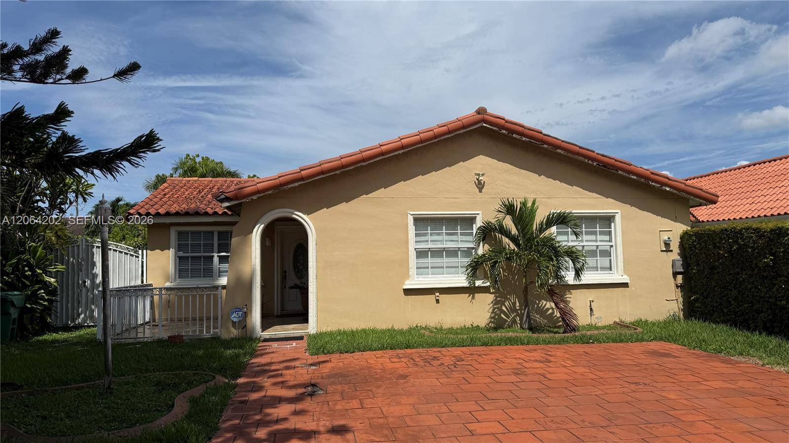 1542 SW 138th CtMiami - picture