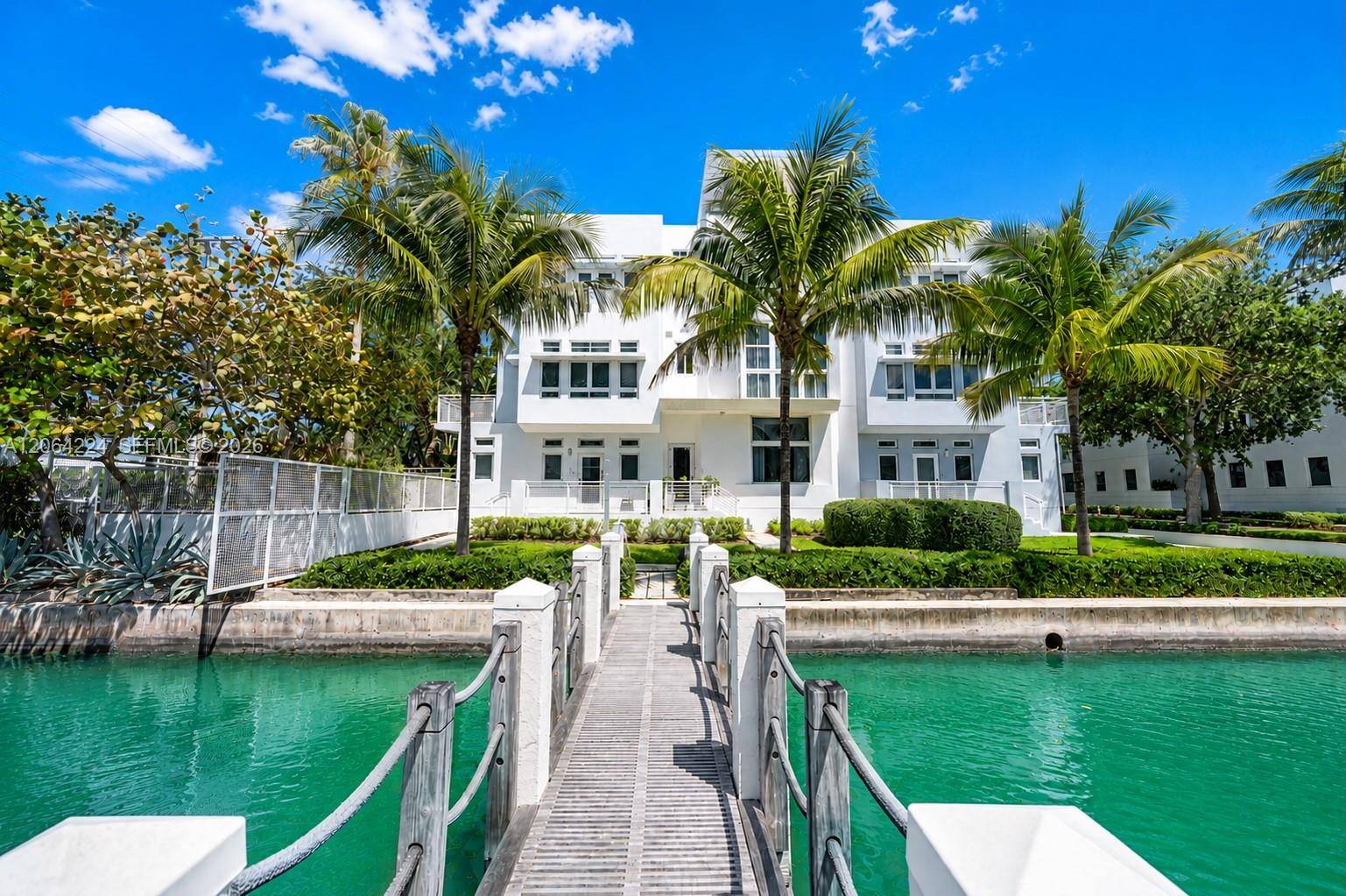 6203 Laguna Path NMiami Beach - picture