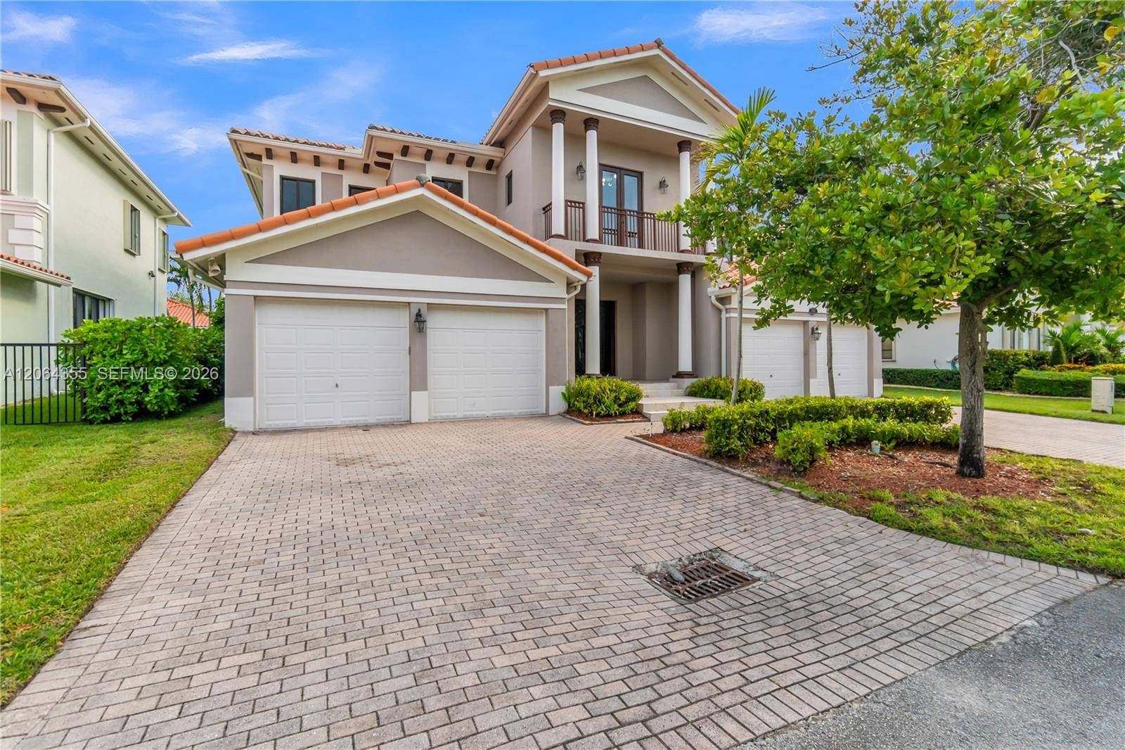 7965 SW 195th StCutler Bay - picture