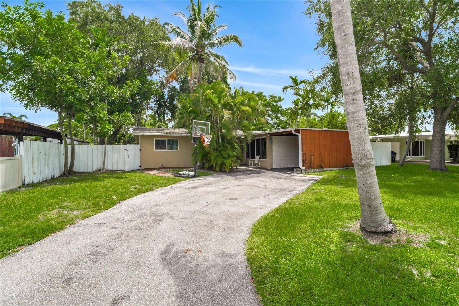 308 NW 27THWilton Manors - picture