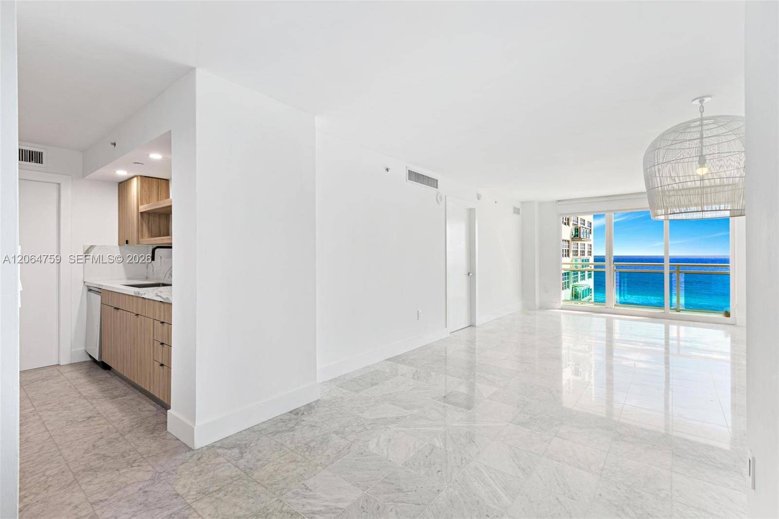 6917 Collins AveMiami Beach - picture