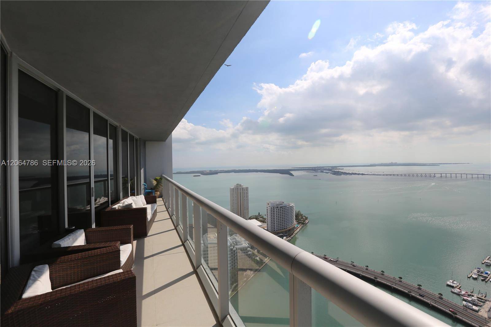495 Brickell AveMiami - ICON BRICKELL NO TWO condo unit 4703 - picture