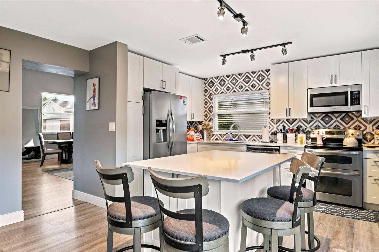 13820 CUMBERLANDDavie - picture